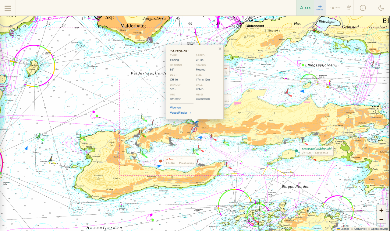 Vessel popup showing name, MMSI, speed, heading, and nav status for TARESUND